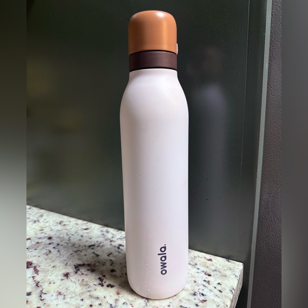 Owala Free Sip 24oz Water Bottle